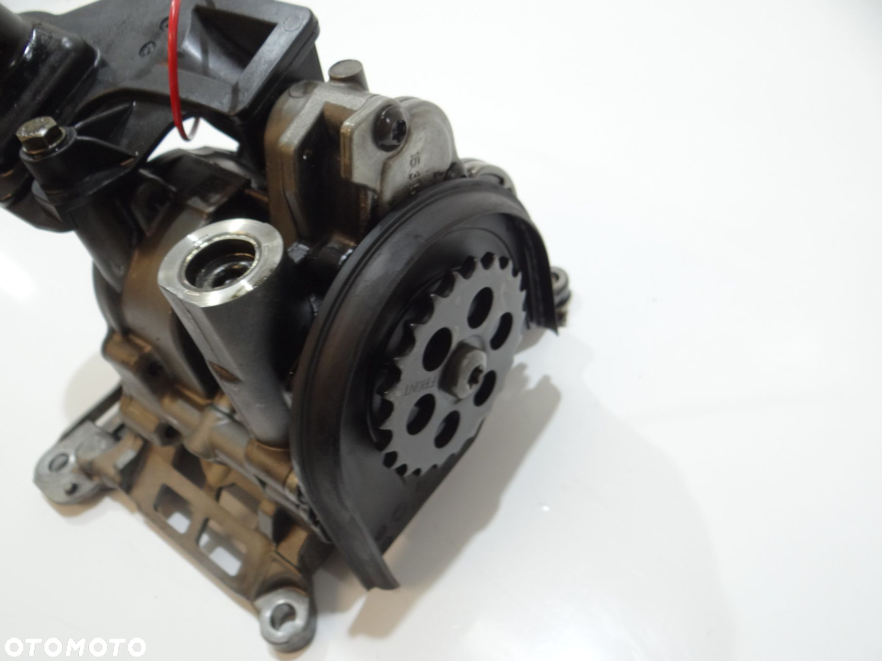 POMPA OLEJU BMW X5 E70 3.0 D 7805316 - 2