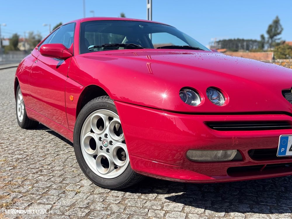 Alfa Romeo GTV 2.0 TS - 2
