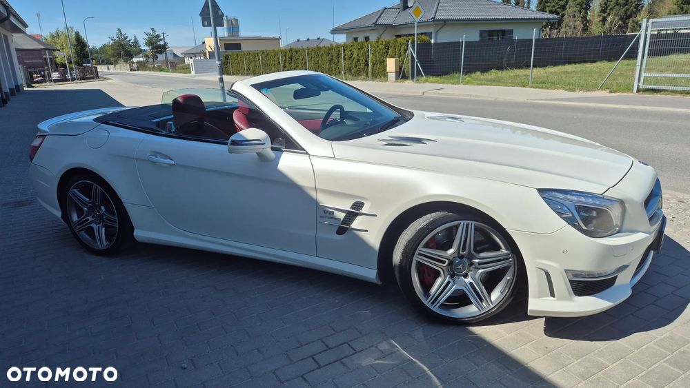 Mercedes-Benz SL 63 AMG - 1