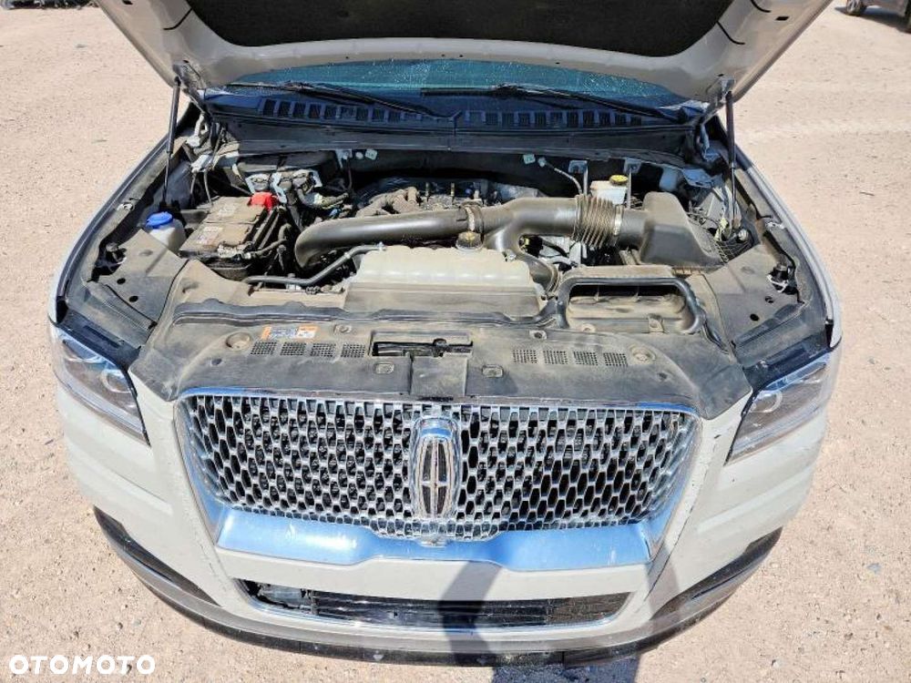 Lincoln Navigator - 7