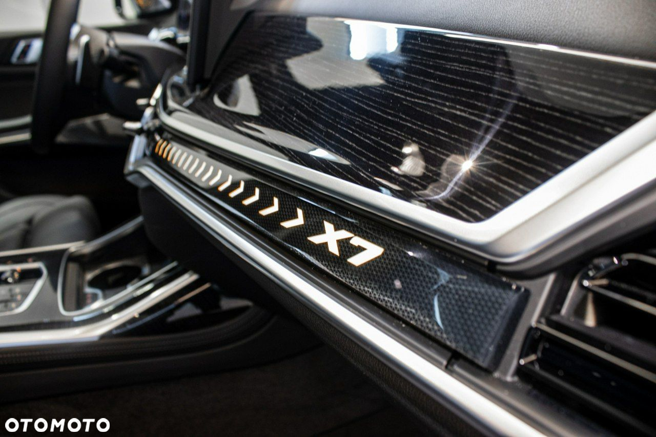 BMW X7 - 17