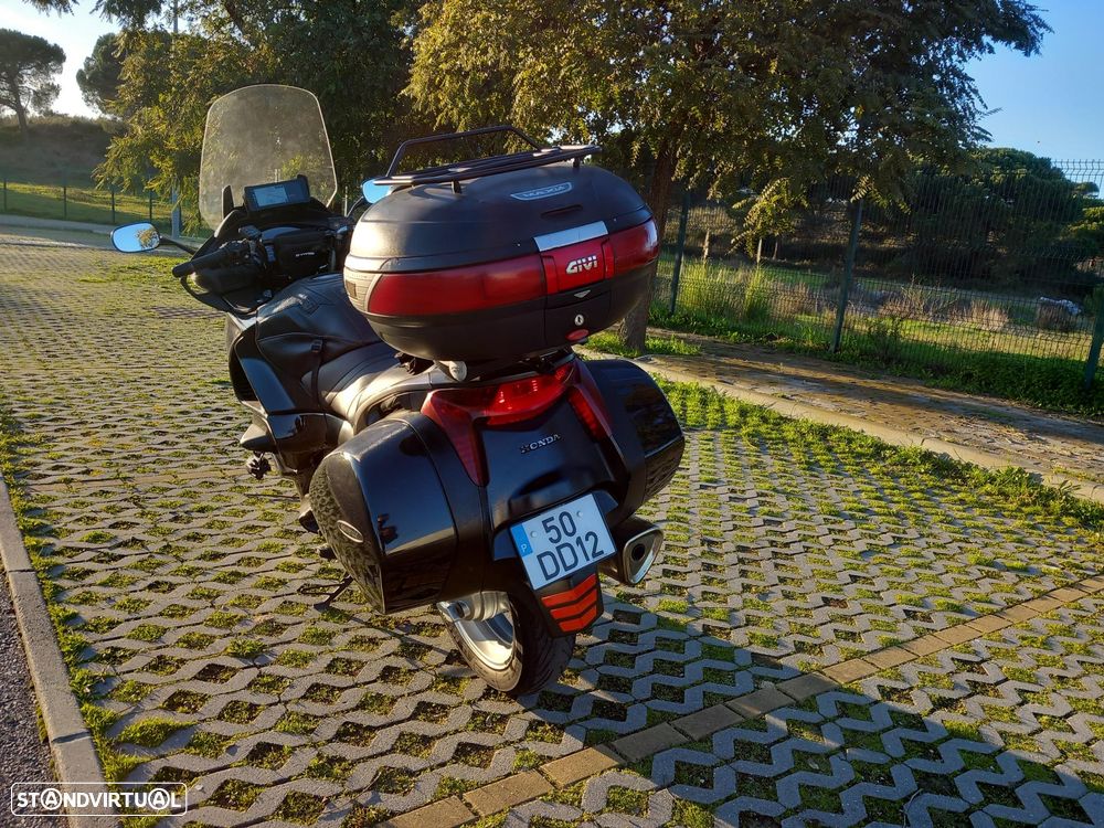 Honda Deauville NT 700 VA - 6