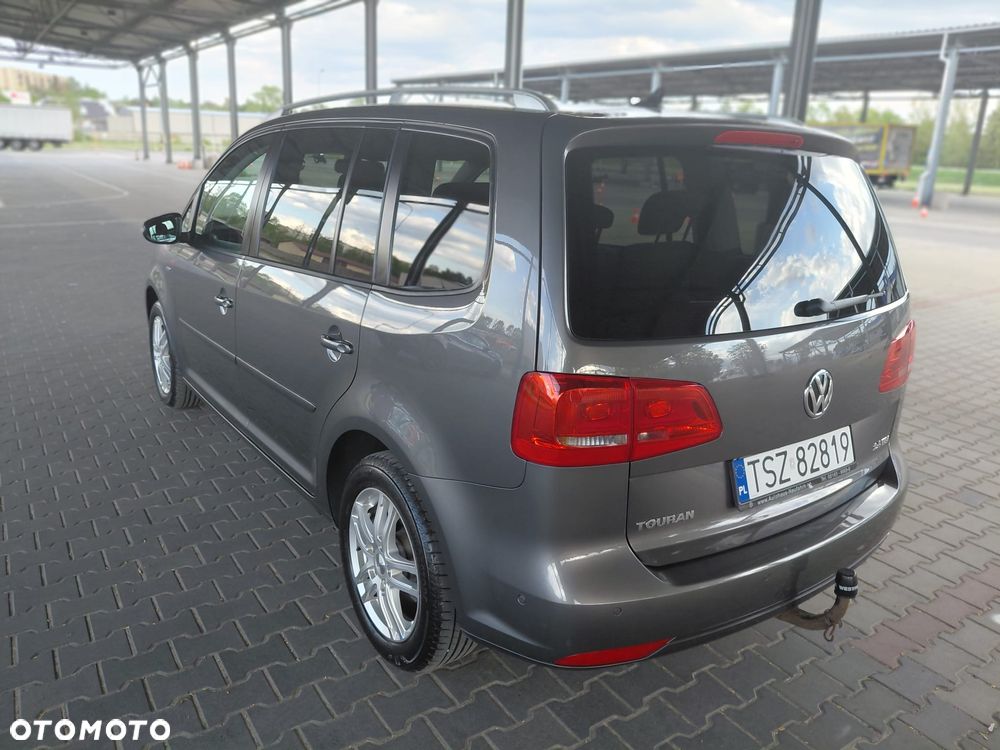 Volkswagen Touran 2.0 TDI DPF BlueMotion Technology Life - 8