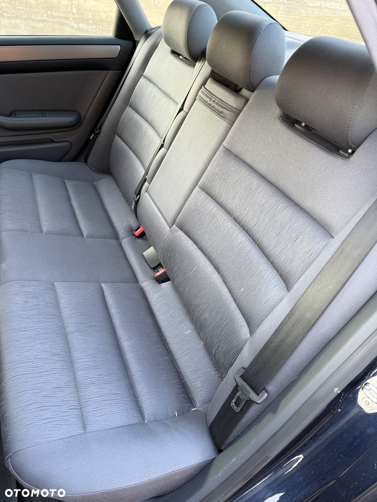 Audi A6 ver-a6-2-4 - 22