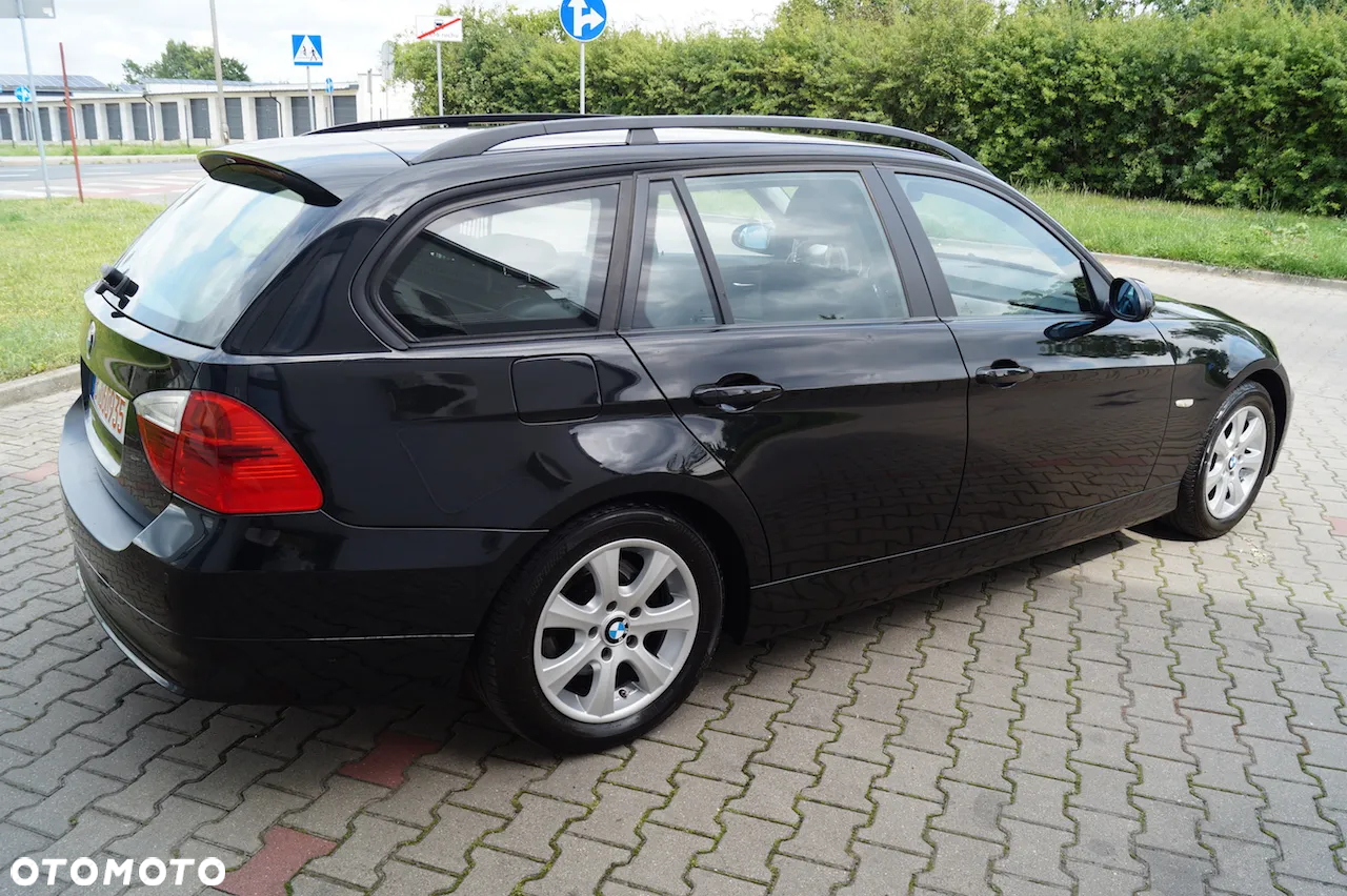 BMW Seria 3 318i Touring Edition Exclusive - 5