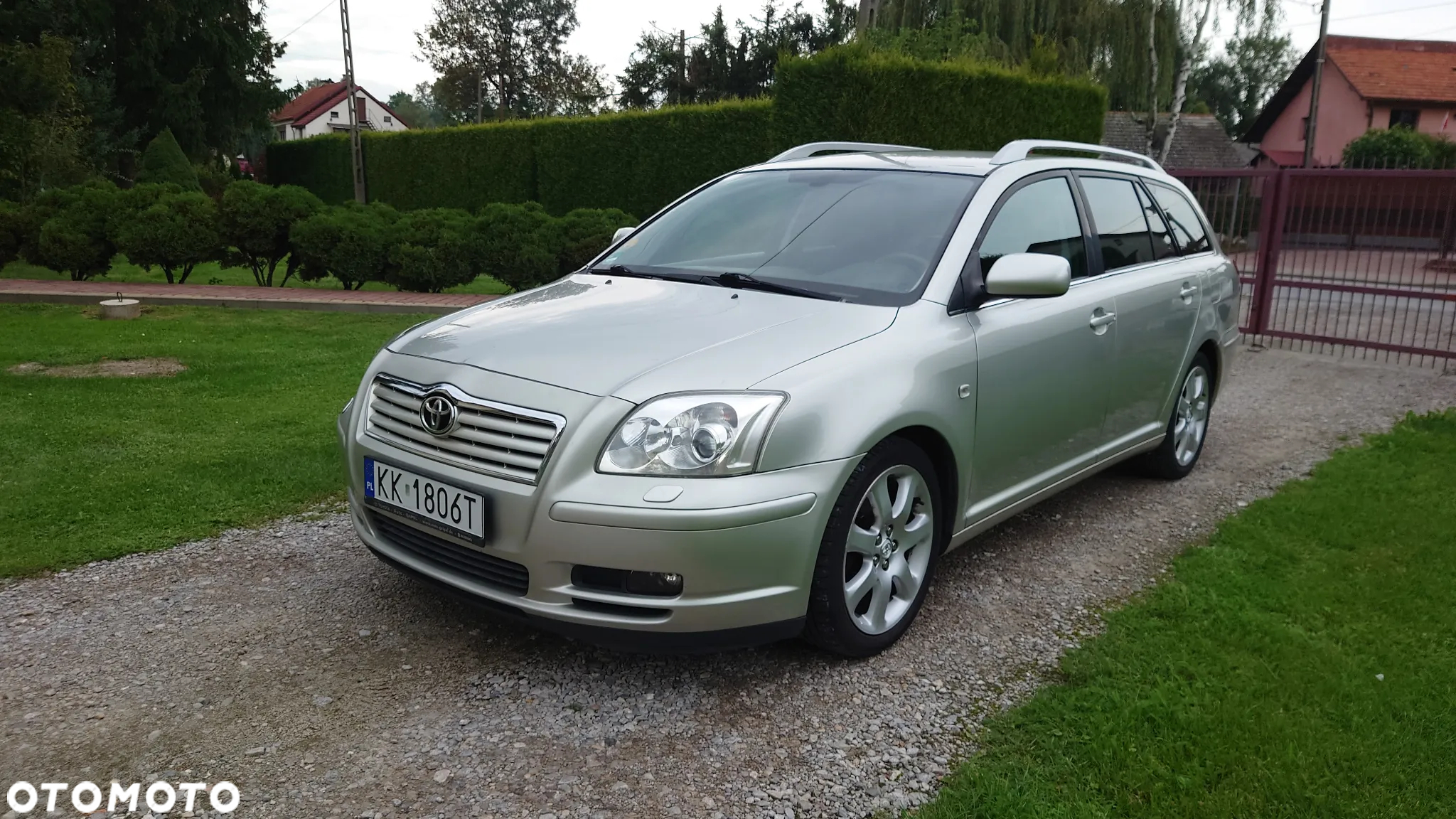 Toyota Avensis 1.8 VVT-i Combi Executive - 3
