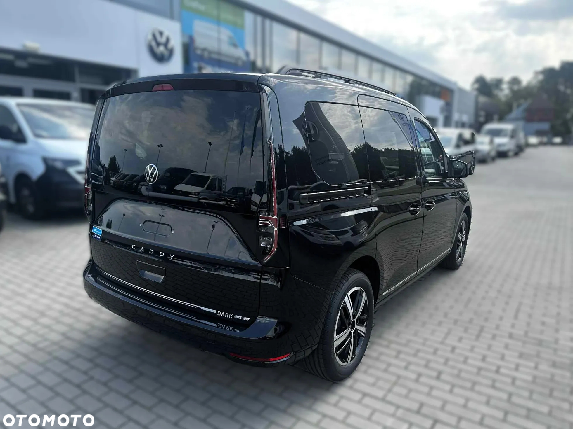 Volkswagen Caddy 2.0 TDI Dark Label DSG - 8