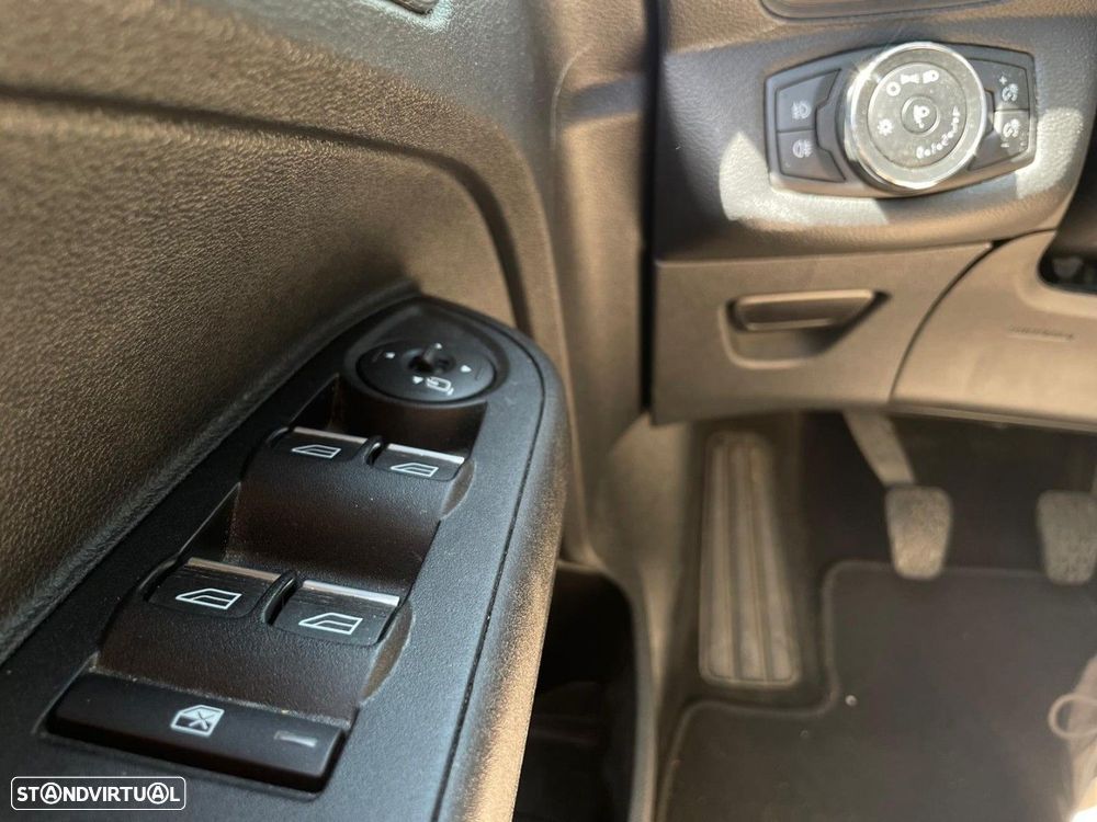 Ford B-Max 1.0 EcoBoost Titanium - 16
