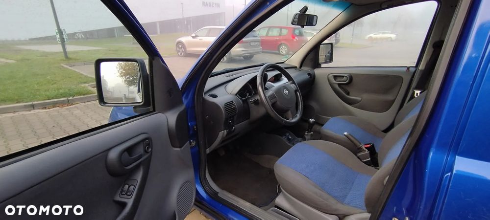 Opel Combo - 11