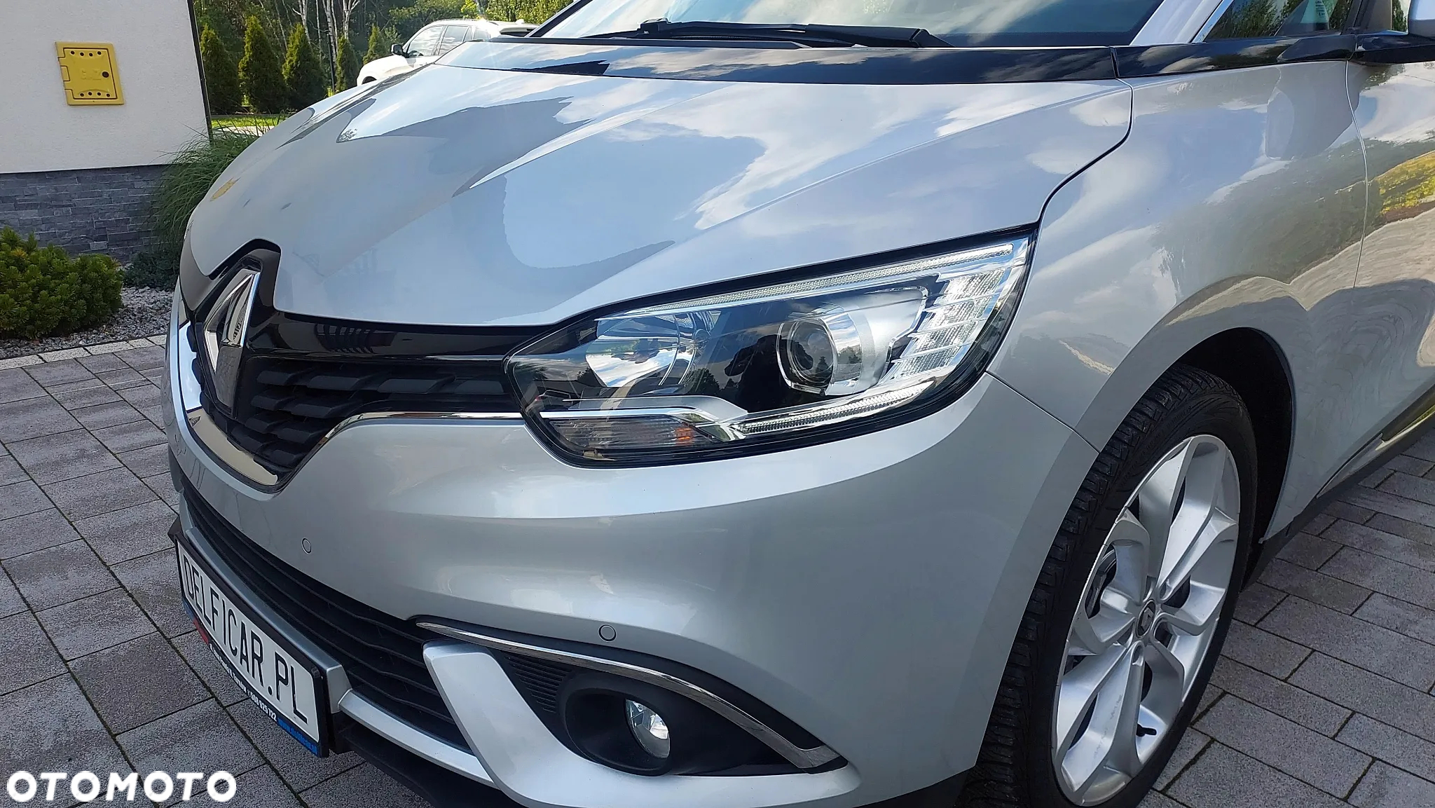 Renault Scenic 1.2 TCe Energy Life EU6 - 9