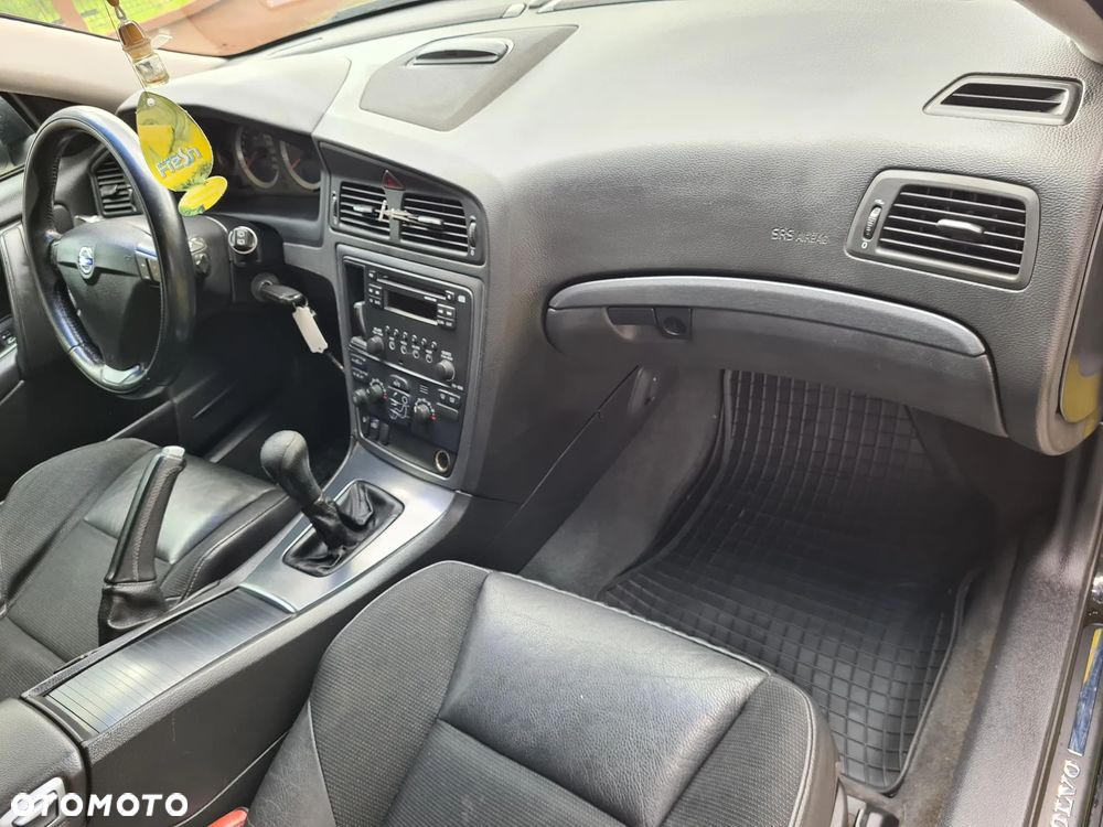 Volvo V70 D5 DPF Edition Sport - 13