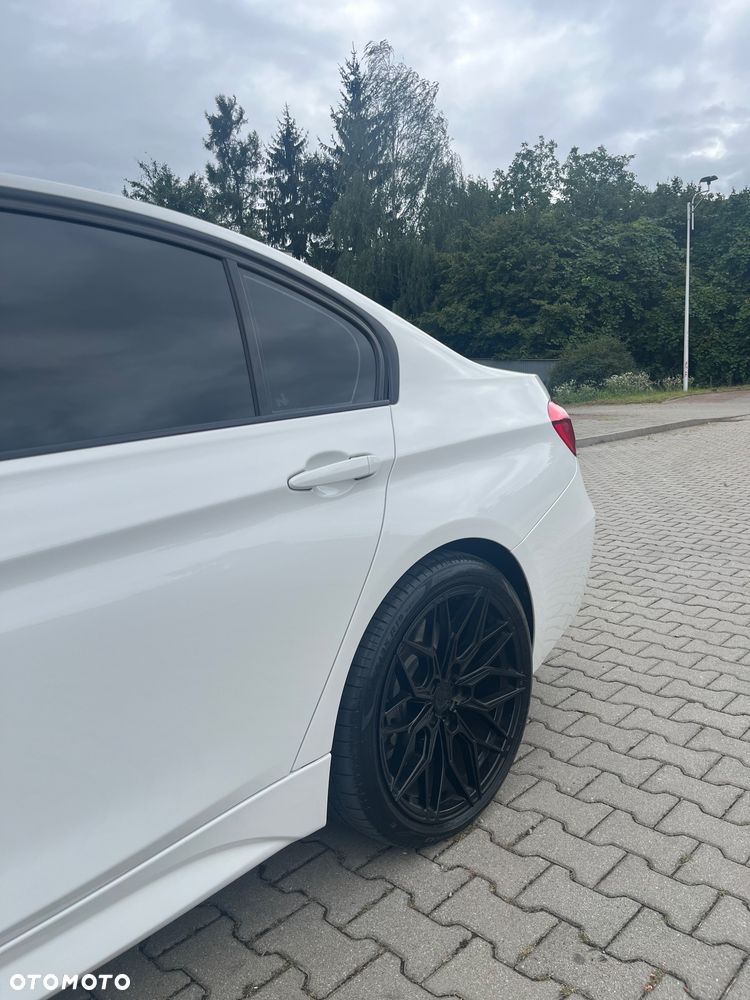 BMW Seria 3 - 11