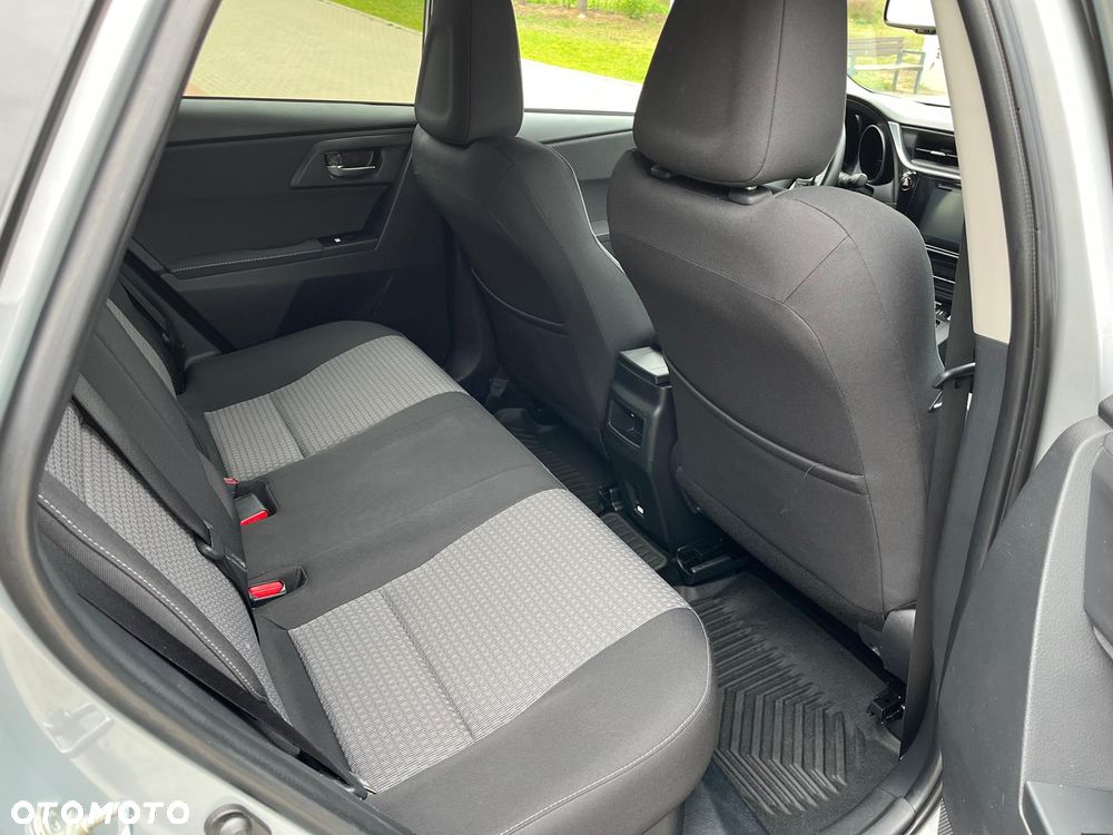 Toyota Auris 1.8 VVT-i Automatik Team Deutschland - 33