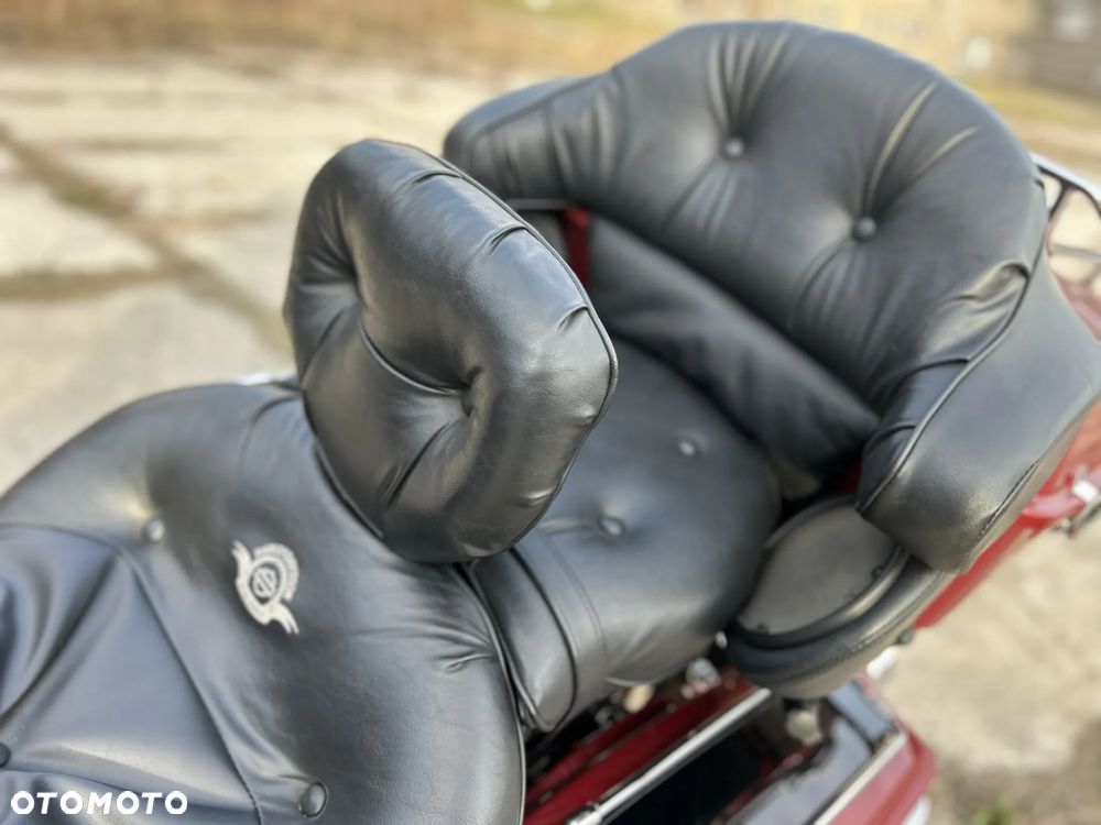 Harley-Davidson FLHTCU Ultra - 27