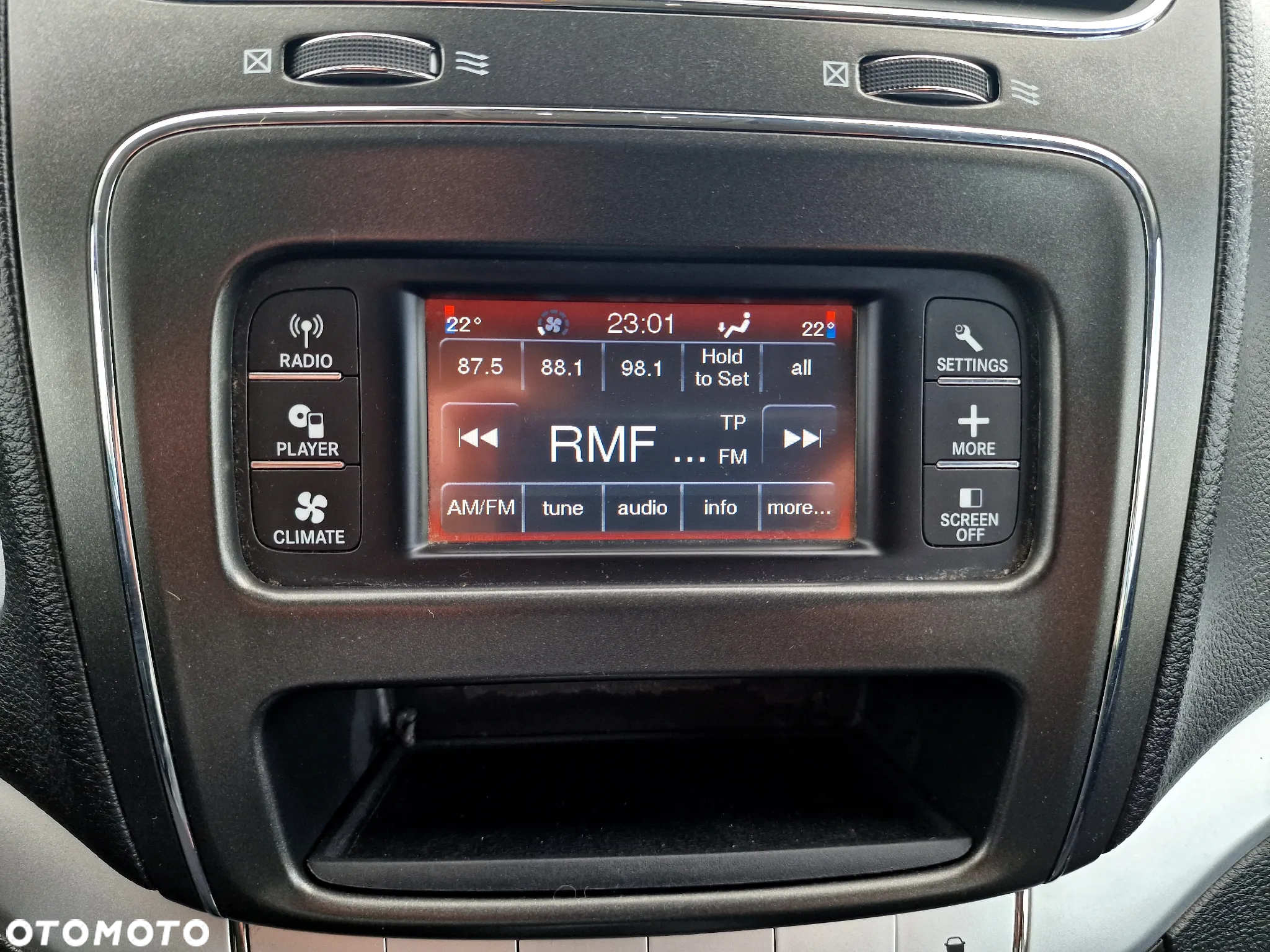 Fiat Freemont 3.6 V6 Lounge - 22