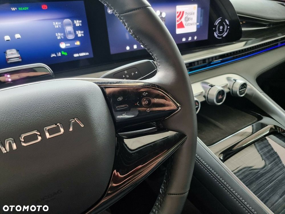 Omoda 9 1.5 Super Hybrid Exclusive AWD - 10