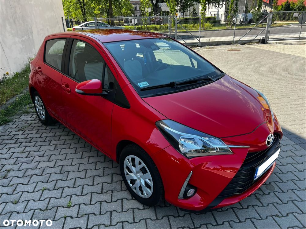 Toyota Yaris 1.5 Premium - 14
