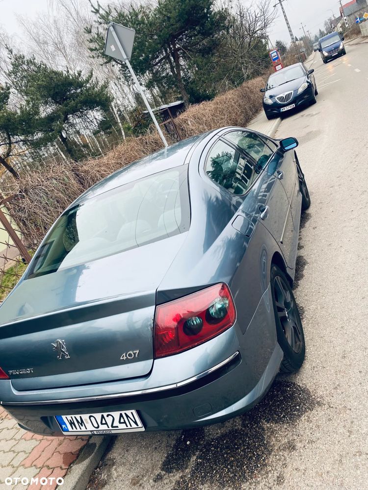 Peugeot 407 - 4