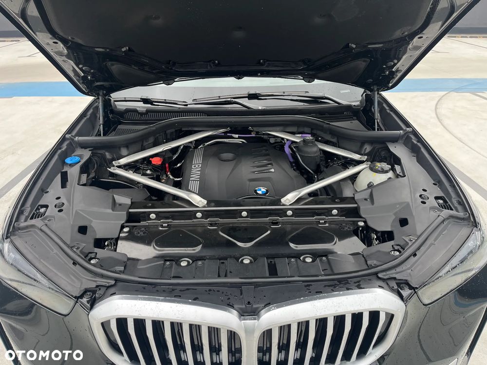 BMW X5 xDrive40i - 14