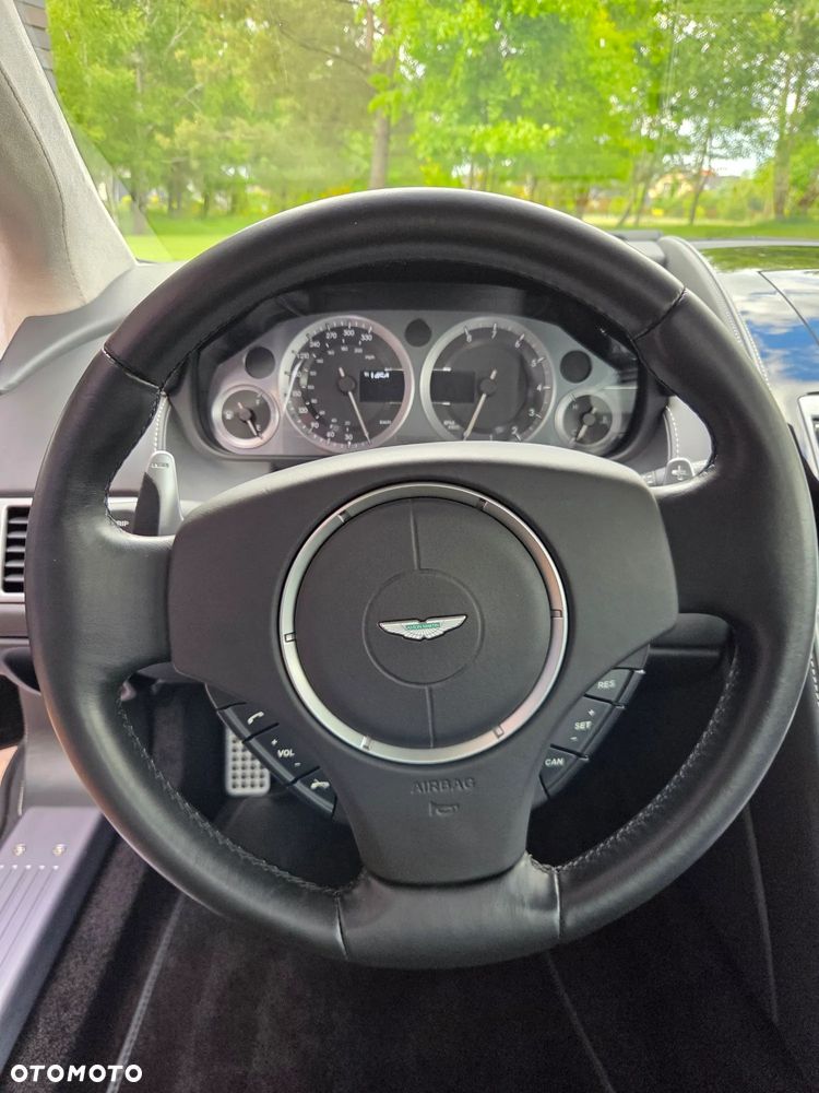 Aston Martin DB9 Touchtronic - 27