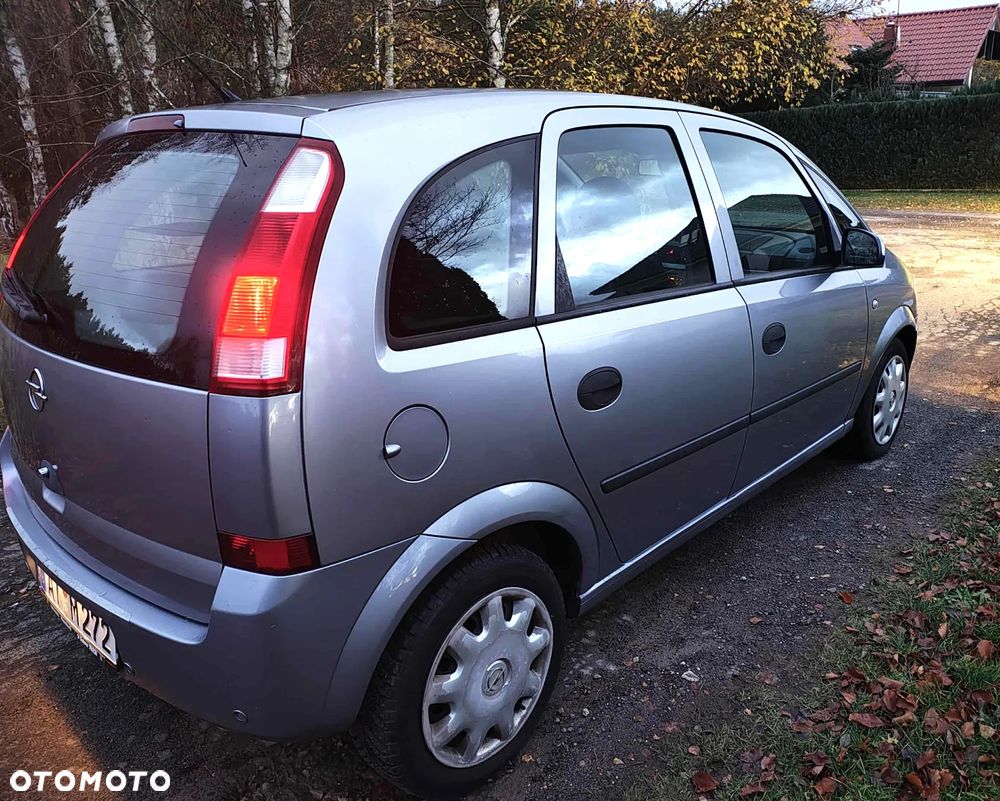 Opel Meriva 1.4 Cosmo - 24