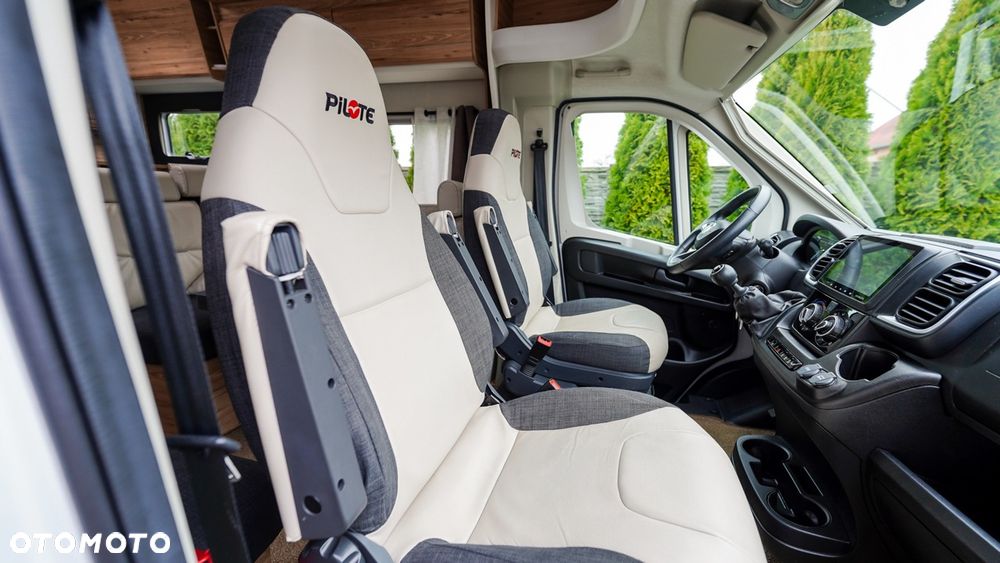 PILOTE P726 P - 35