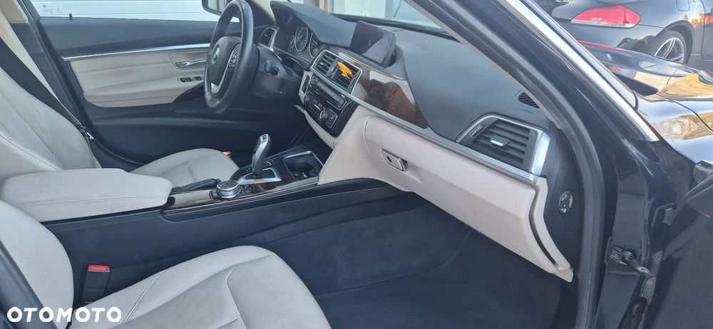 BMW Seria 3 330d Edition Luxury Line Purity - 12