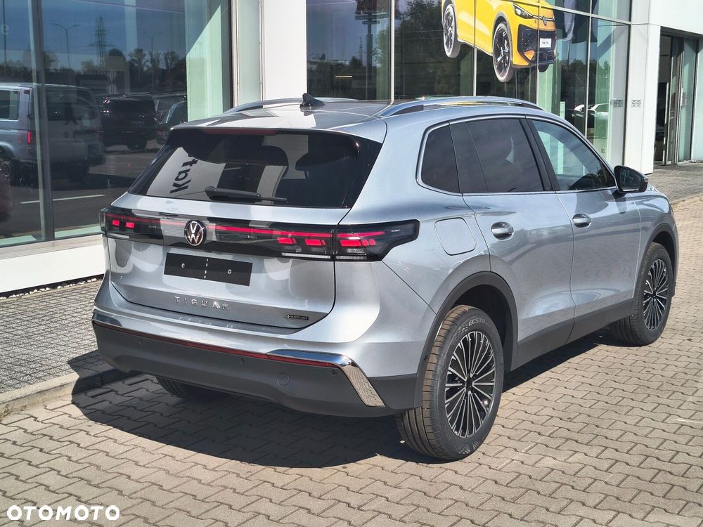 Volkswagen Tiguan - 6