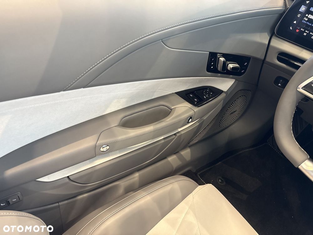 MG Cyberster 77kWh AWD Czarny Dach - 13