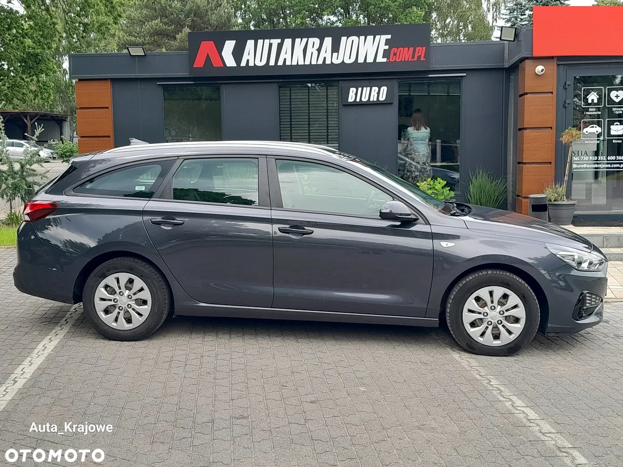 Hyundai i30 1.5 DPI Classic + - 8
