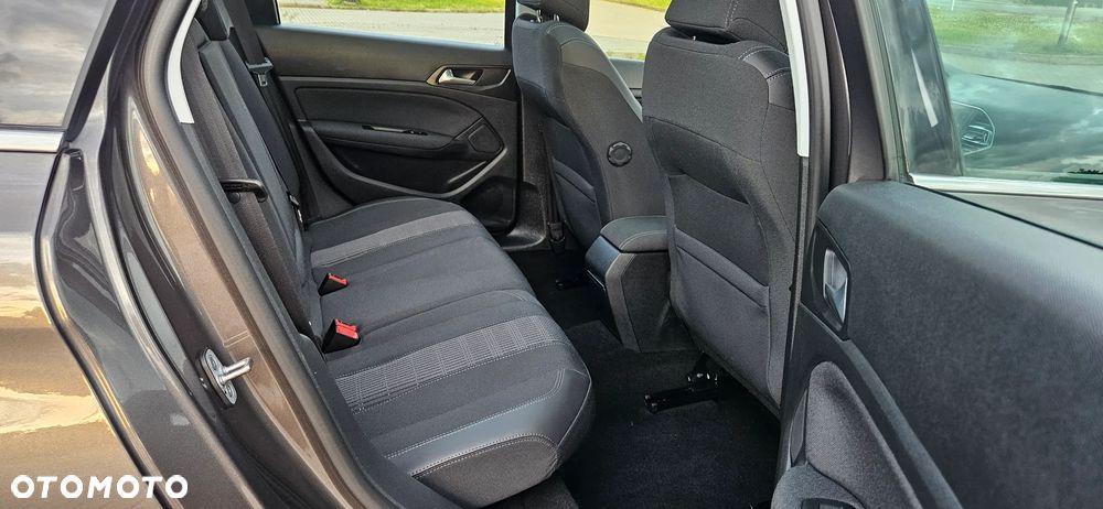Peugeot 308 BlueHDi 130 Stop & Start Allure - 9