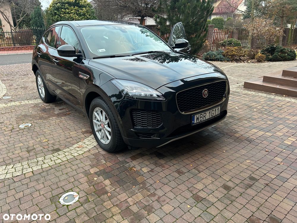 Jaguar E-Pace 2.0 i4D AWD R-Dynamic SE - 2