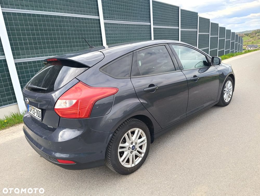 Ford Focus 1.6 TDCi DPF Champions Edition - 13