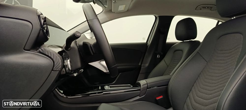 Mercedes-Benz A 200 Standard - 28