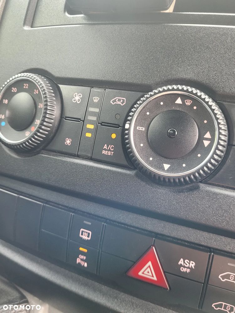 Volkswagen Crafter - 14