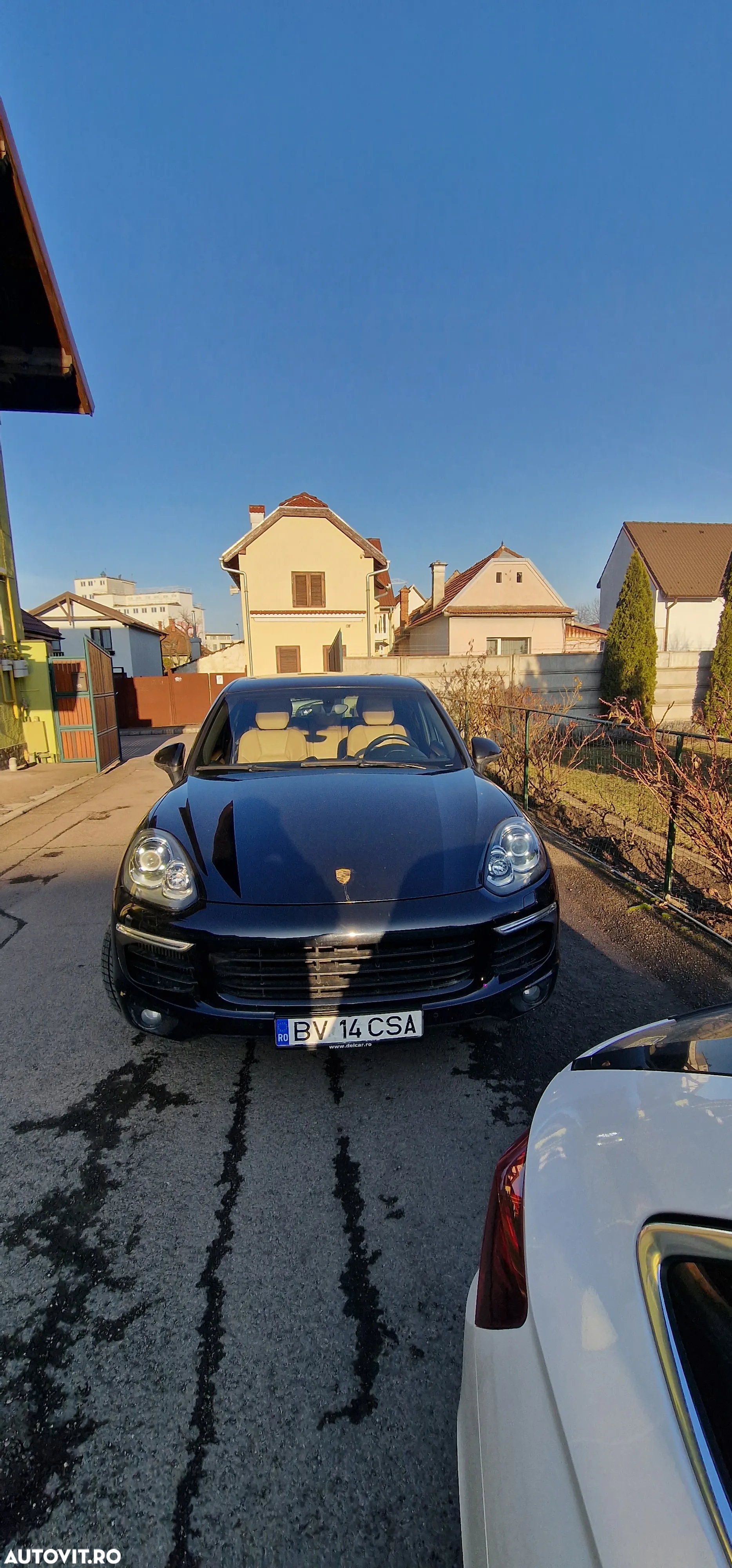 Porsche Cayenne 3.0 L - 4