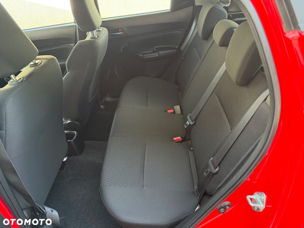 Suzuki Swift 1.2 Dualjet Allgrip Comfort - 26