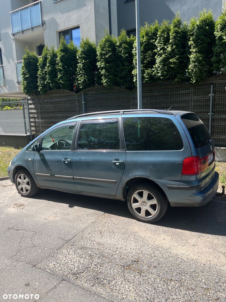 Volkswagen Sharan 1.9 TDI Highline - 6