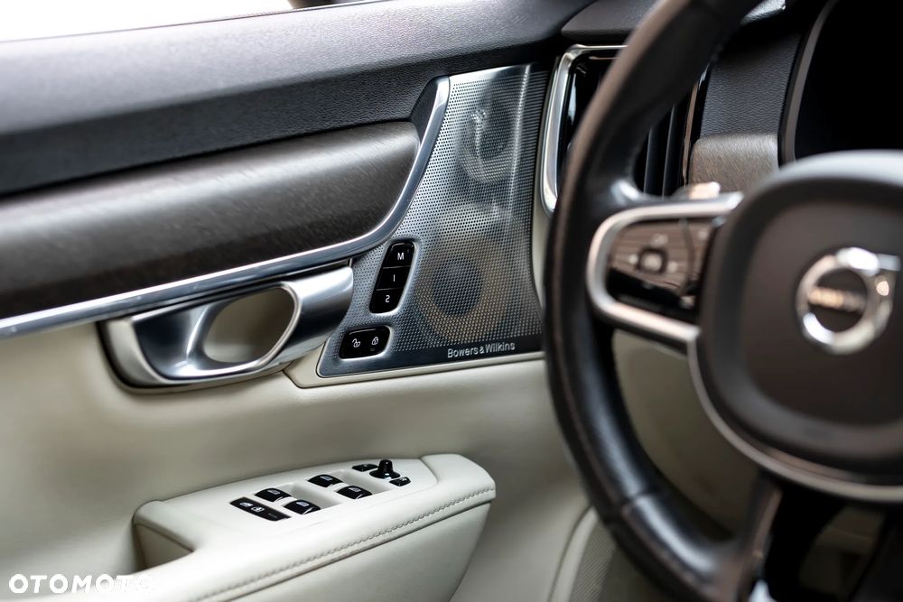 Volvo V90 Cross Country D5 AWD Pro - 16