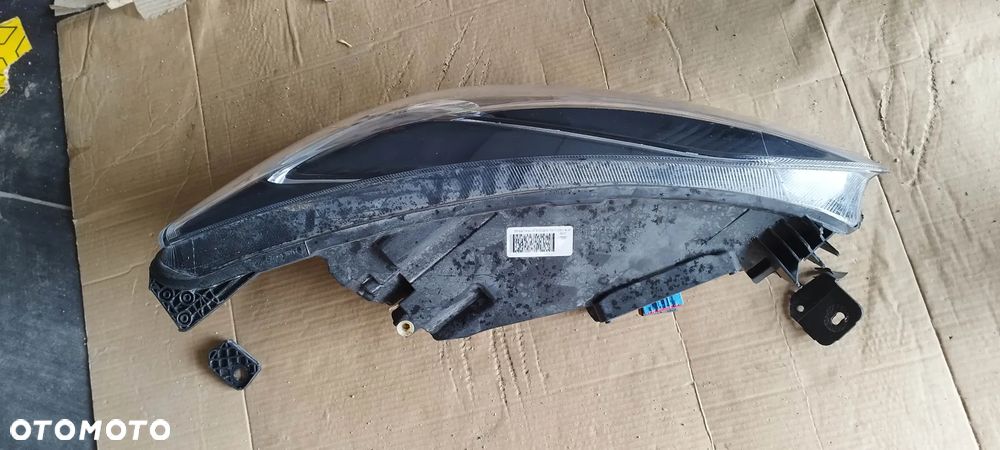 lewy przód reflektor led focus mk4 lift - 2