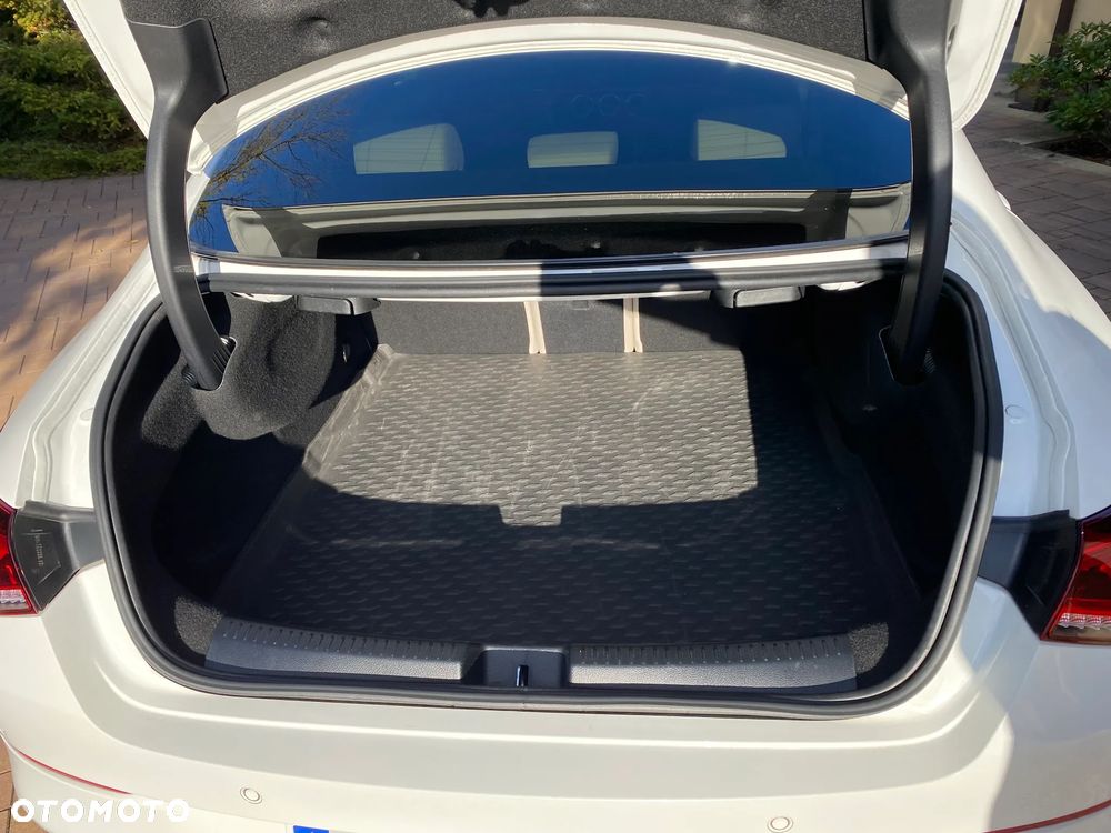 Mercedes-Benz CLA 250 4-Matic 7G-DCT - 33