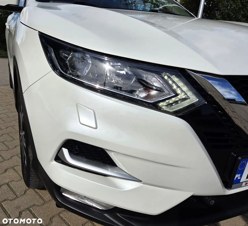 Nissan Qashqai 1.6 DIG-T Tekna - 16
