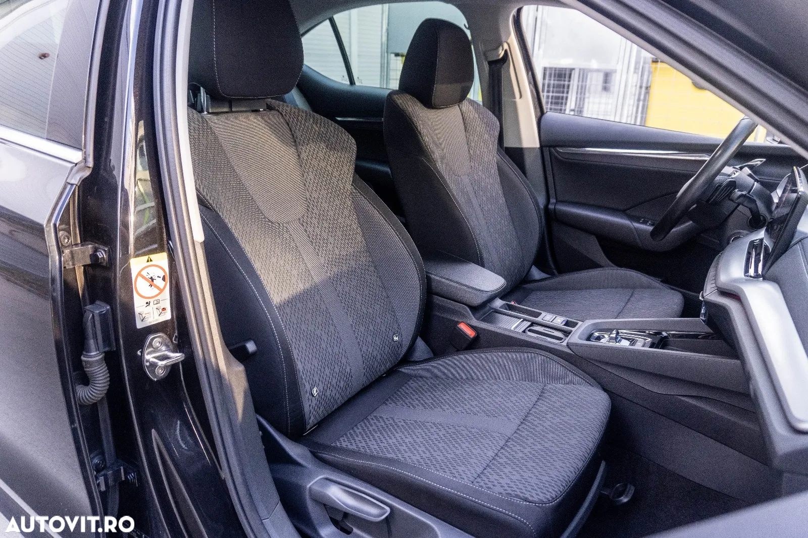 Skoda Octavia 2.0 TDI DSG Premium Edition - 14