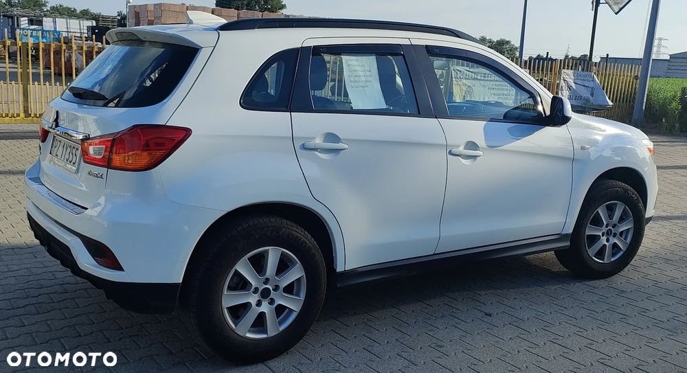 Mitsubishi ASX - 8