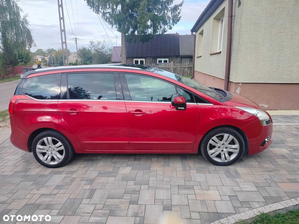 Peugeot 5008 - 4