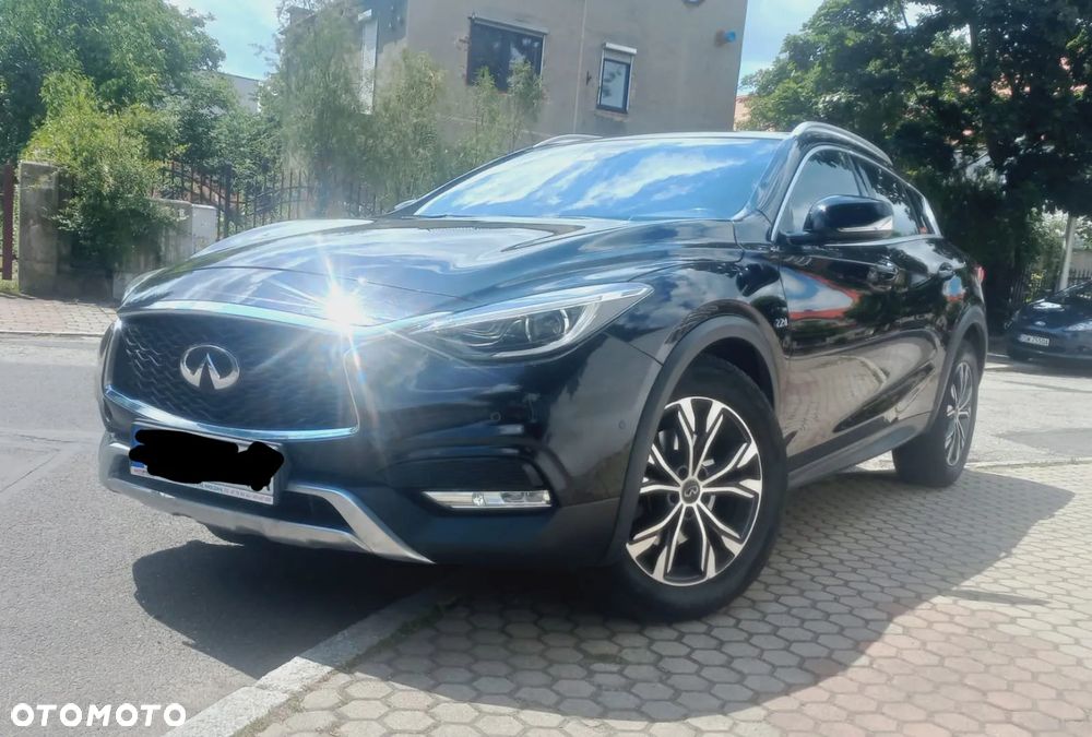 Infiniti QX - 1