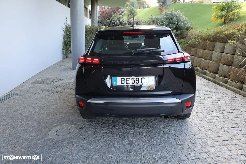 Peugeot 2008 1.2 PureTech Active - 12