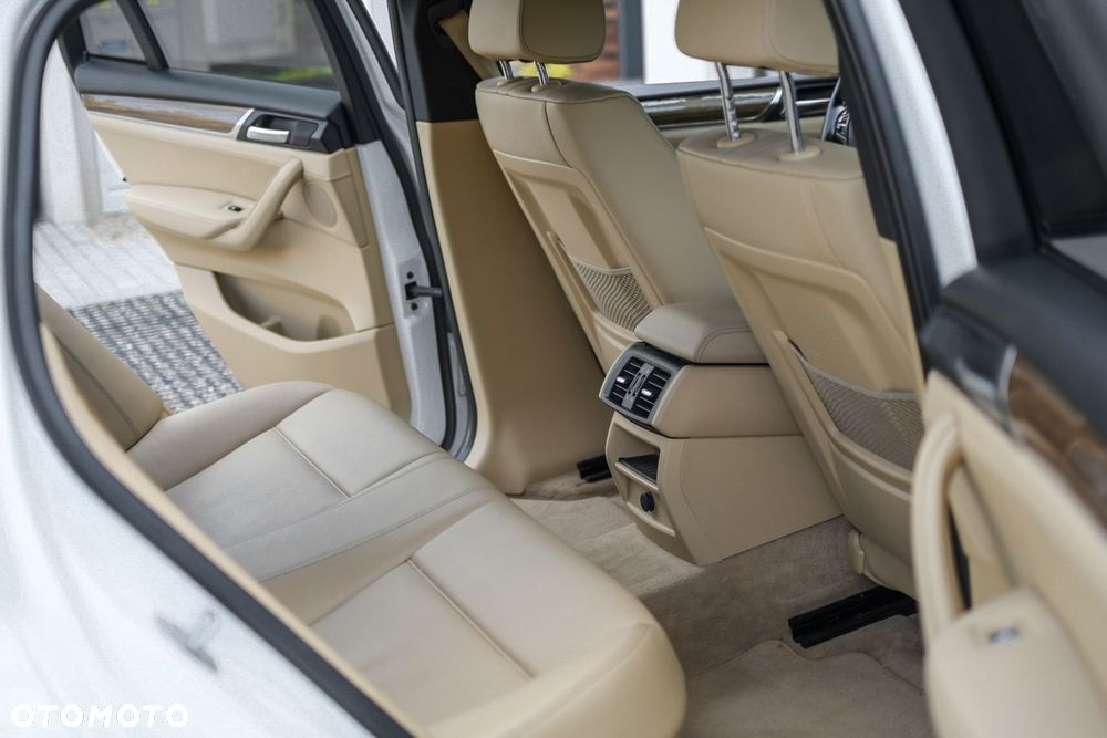 BMW X4 xDrive20d - 16