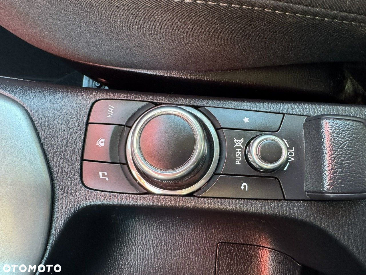 Mazda CX-3 SKYACTIV-G 120 FWD Center-Line - 27