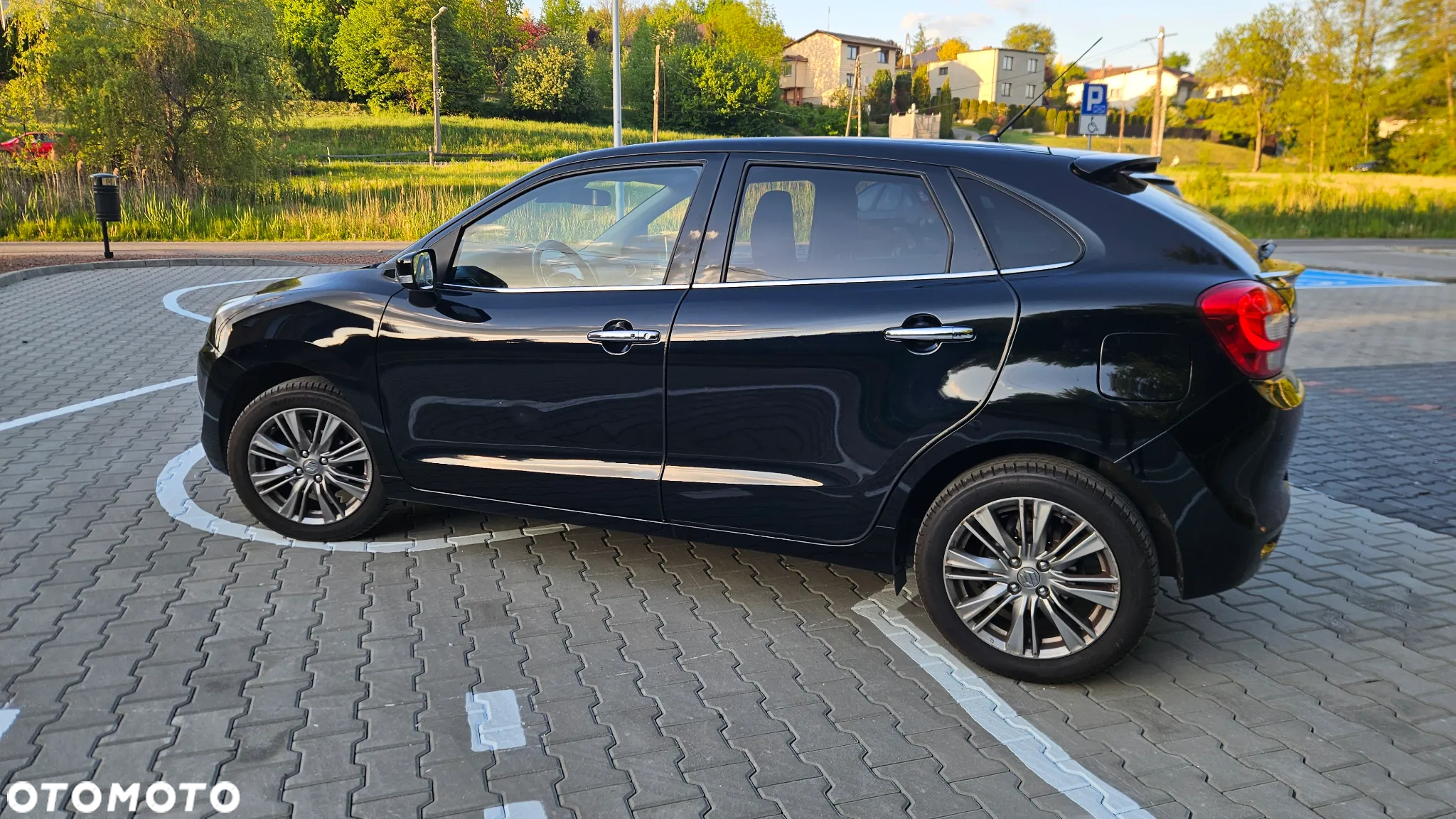 Suzuki Baleno 1.2 Premium Plus - 14